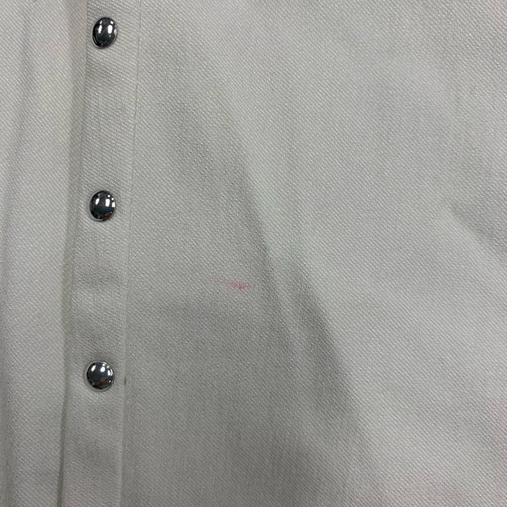 NWT: INC white Bermuda short - Picture 4 of 4
